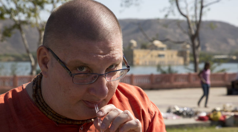 Критиканы у нас долго не задерживаются...