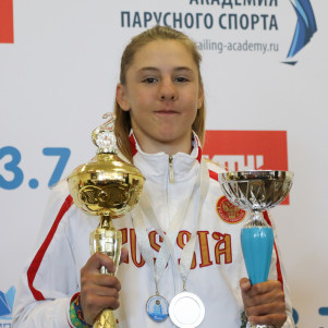 Ликсанова Виктория (Москва, ЦСКА), 2-е место среди девочек, спортсменка сборной России на ЧМ