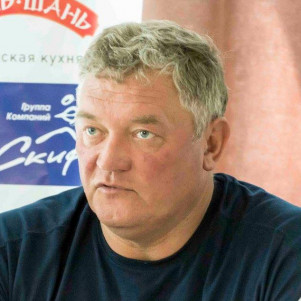 Интервью с главным судьей Вадимом Механиковы перед первым этапом Кубка Ассоциации класса яхт «Оптимист», совмещенного с первым этапом серии регат «ОСС. Кубок Газпрома»